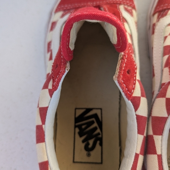 Vans Ol Skool low suede w red and white checks, used good condition - Picture 6 of 6